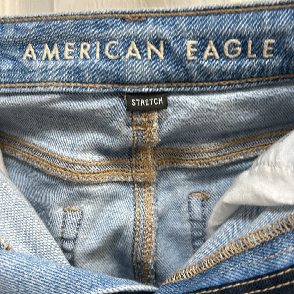 American Eagle Stretch Mom Straight Jean Distressed Size 00 Regular - Picture 3 of 6